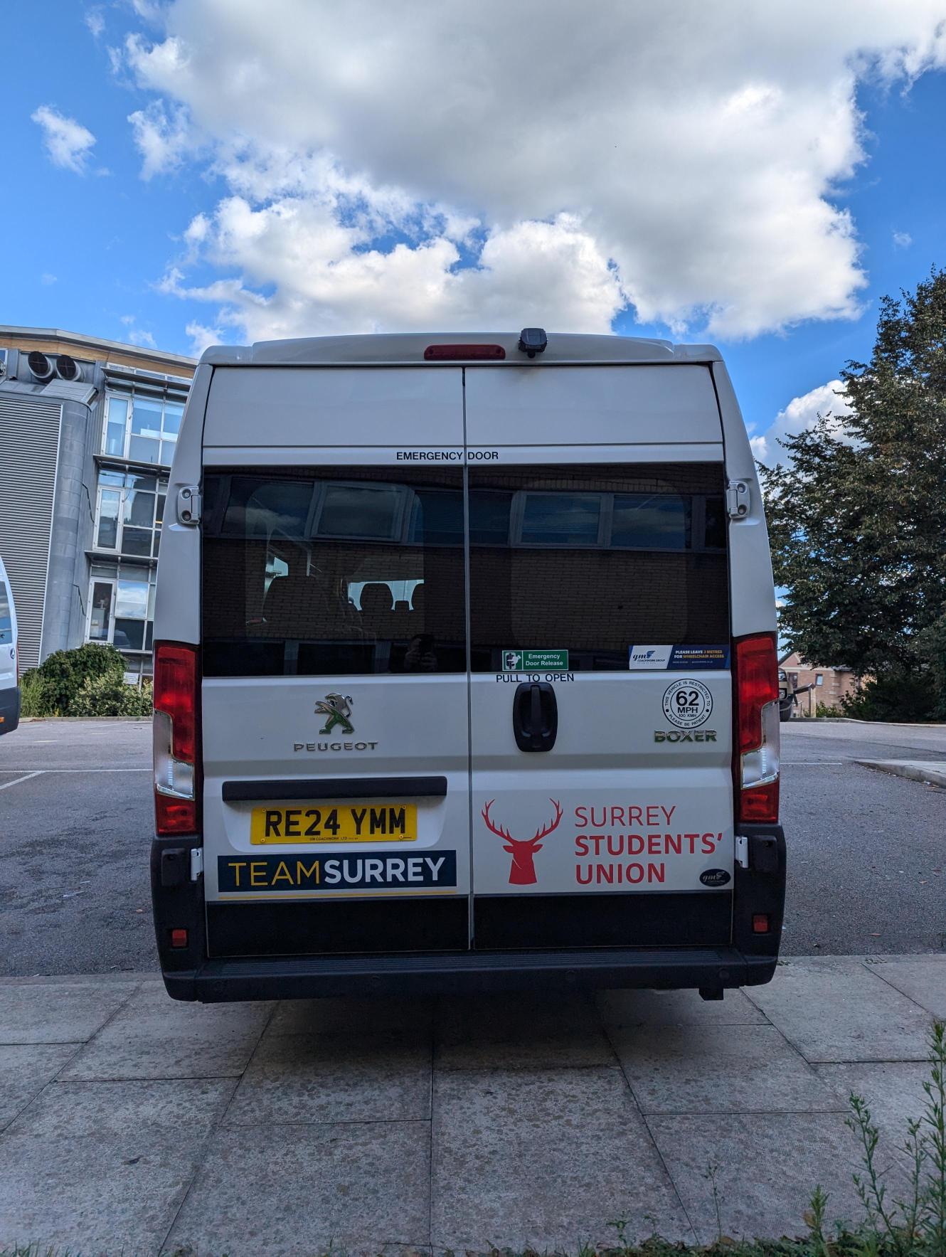 Minibus Image 4