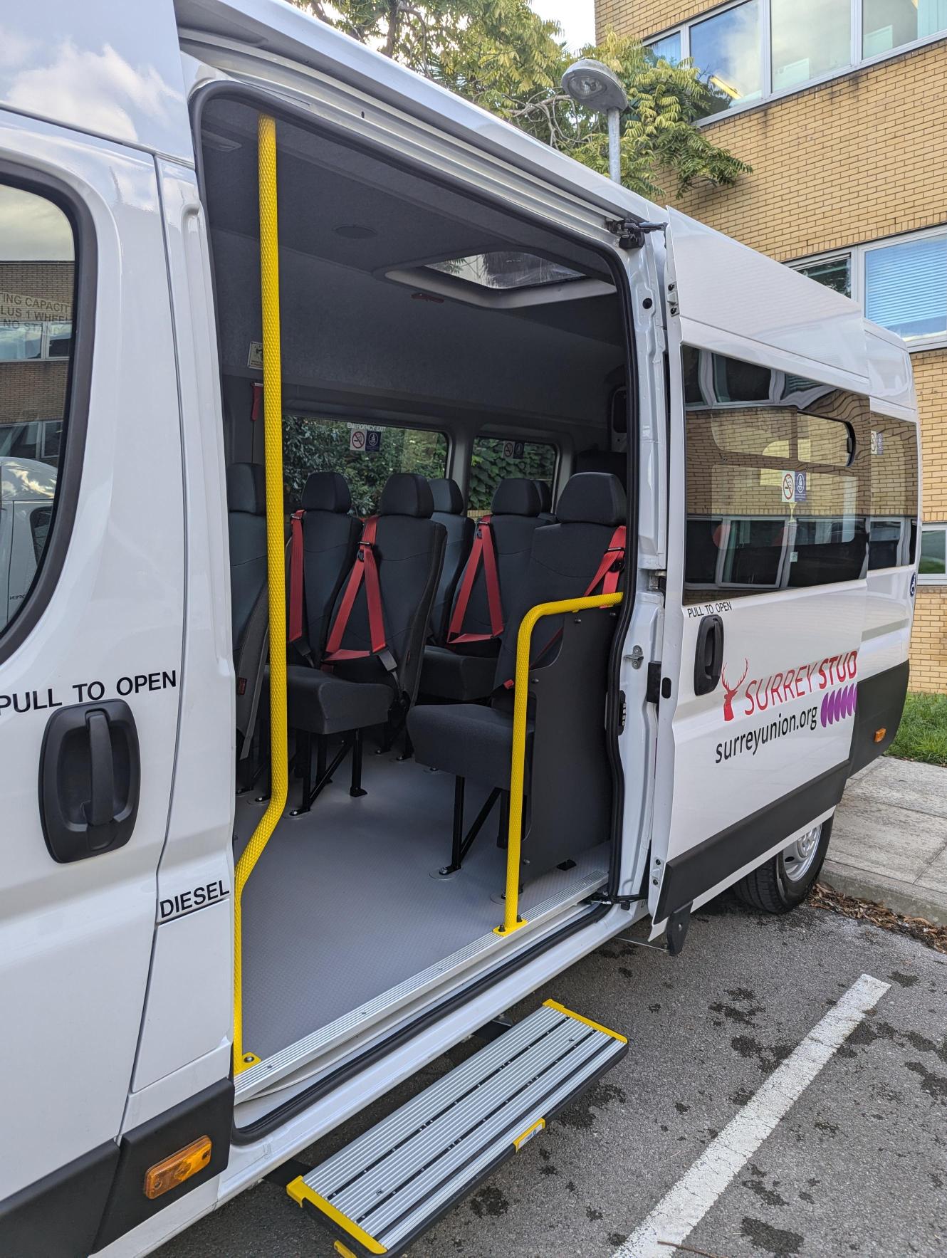 Minibus Image 5